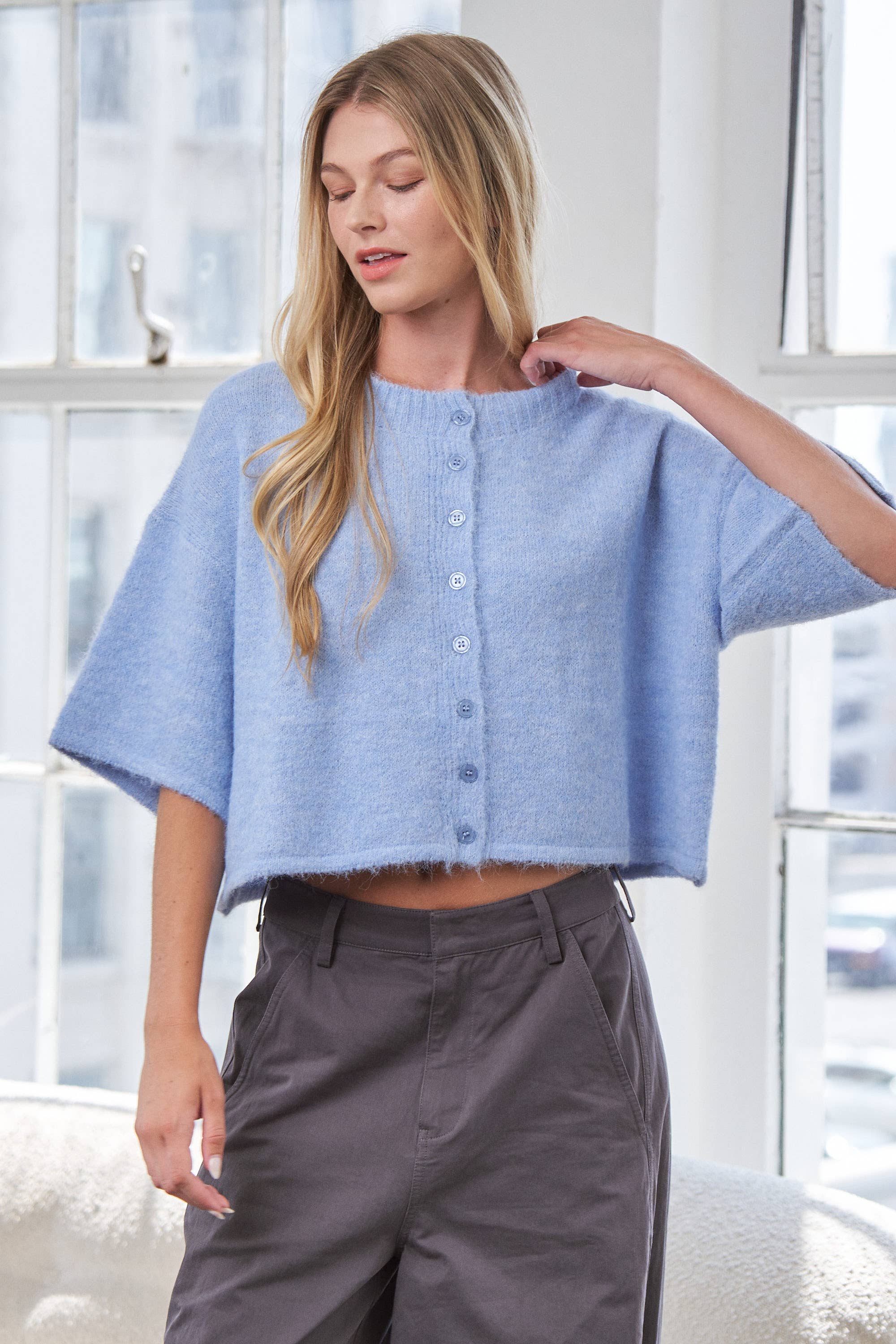 CANDESCENT - Wholesale Cardigan - Women's - Cropped Boxy Soft Knit Cardigan - LOU CARDIGAN4