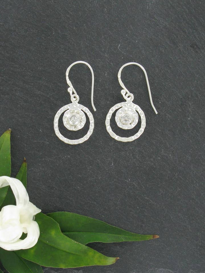 Pendiente de Círculo Texturizado y Piedra de Plata de Ley para venta al por mayor de Siren Silver Ltd