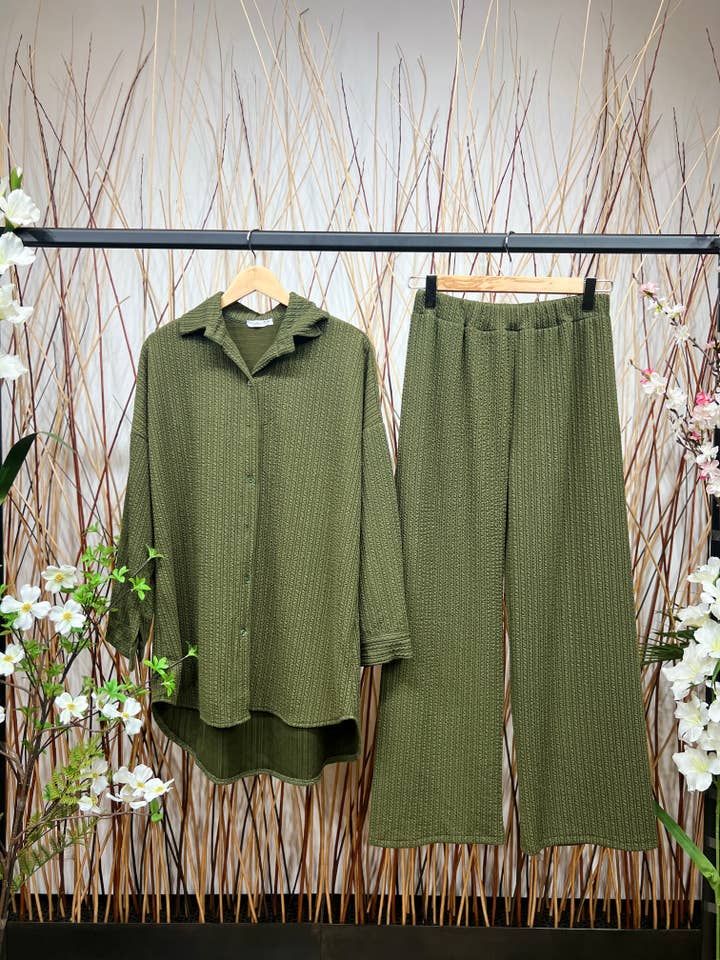 L'Emotion - Wholesale Top & Pant Set (NOT Loungewear) - Women's - Blouse & Pant Set Wide Comfort Relief Effect 2