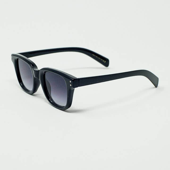 Schwarz dicke schwarze quadratische Delta-Sonnenbrille für den Großhandel auf Faire