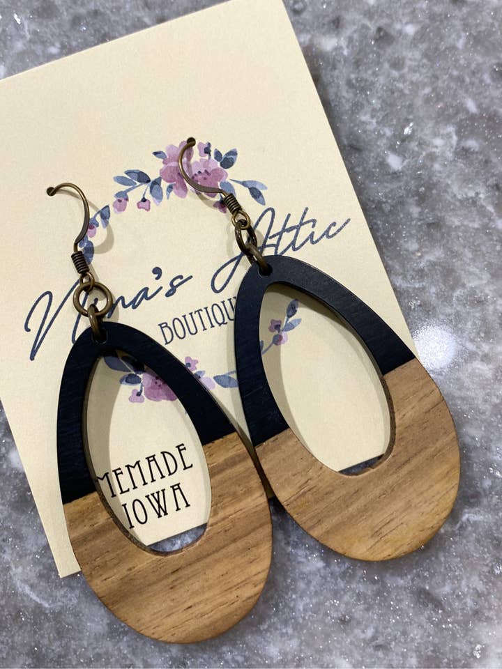 Svart avlång utklipp för wholesale av Nina’s Attic