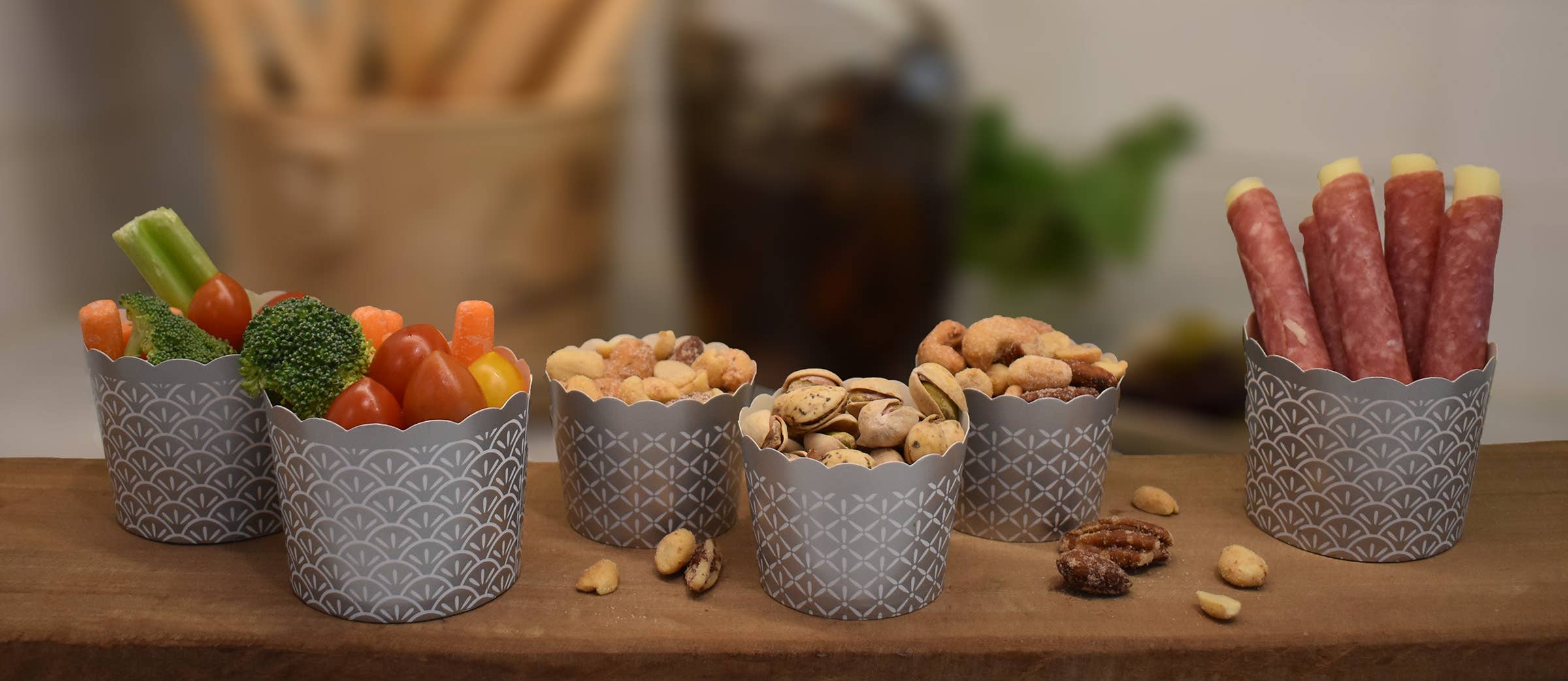 Wholesale Large 5 oz Disposable Baking & Snack Cups - Silver