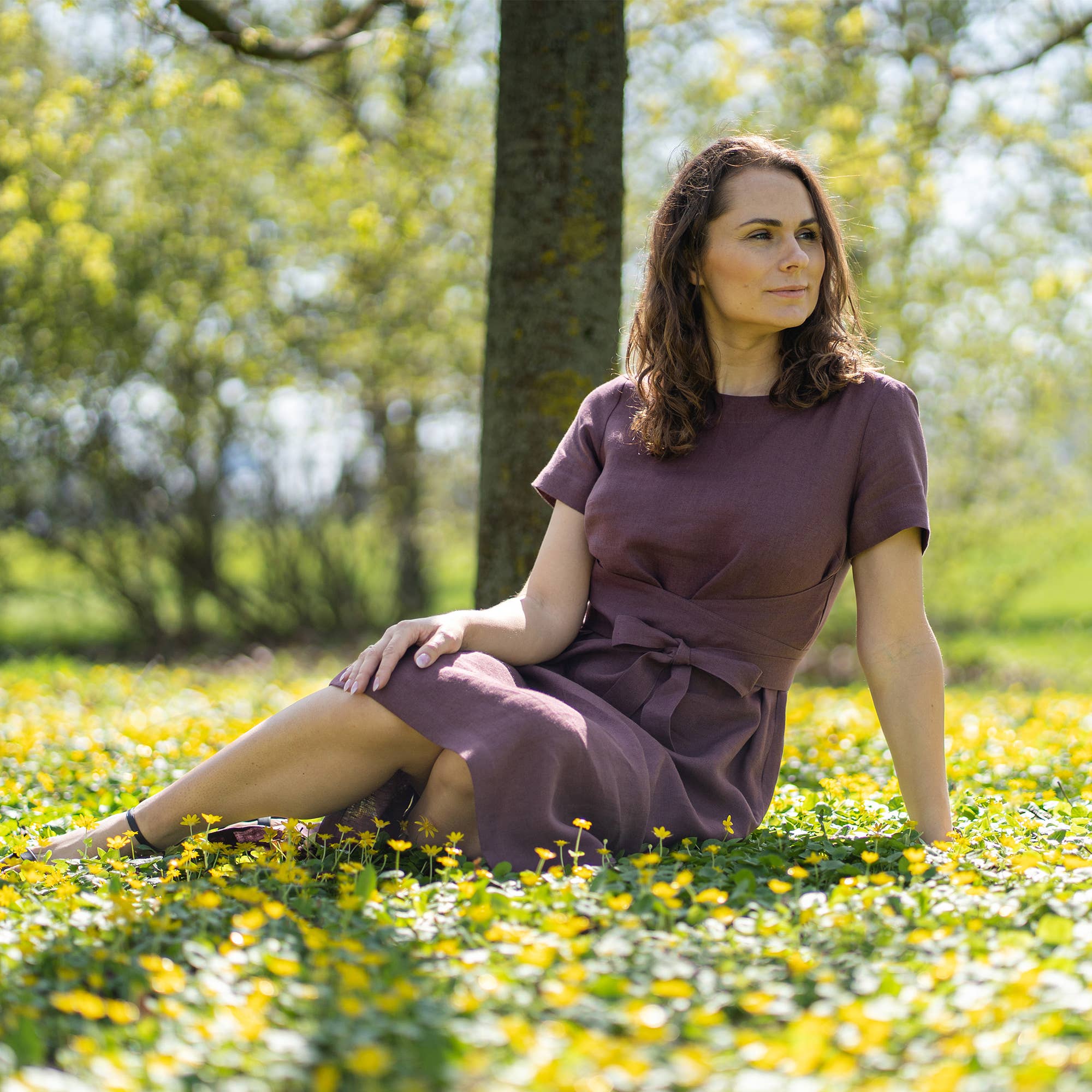 menique - Vente Robe – femme - Robe portefeuille en lin Milly - Manches courtes avec ceinture noeud pour l'été6