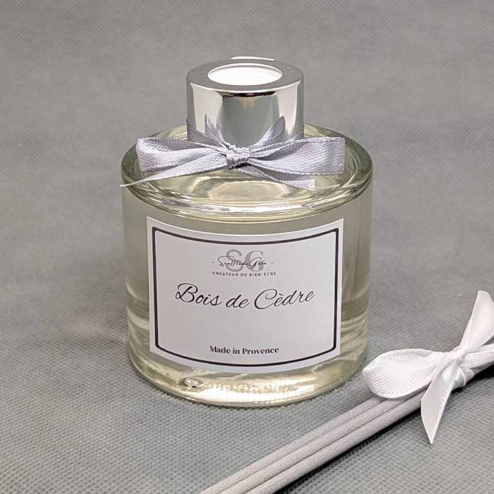 Diffuseur à bâtonnets PREMIUM – Bois de Cèdre | 125 ml pour la vente par Sarl SdG / Souffle de Gaïa