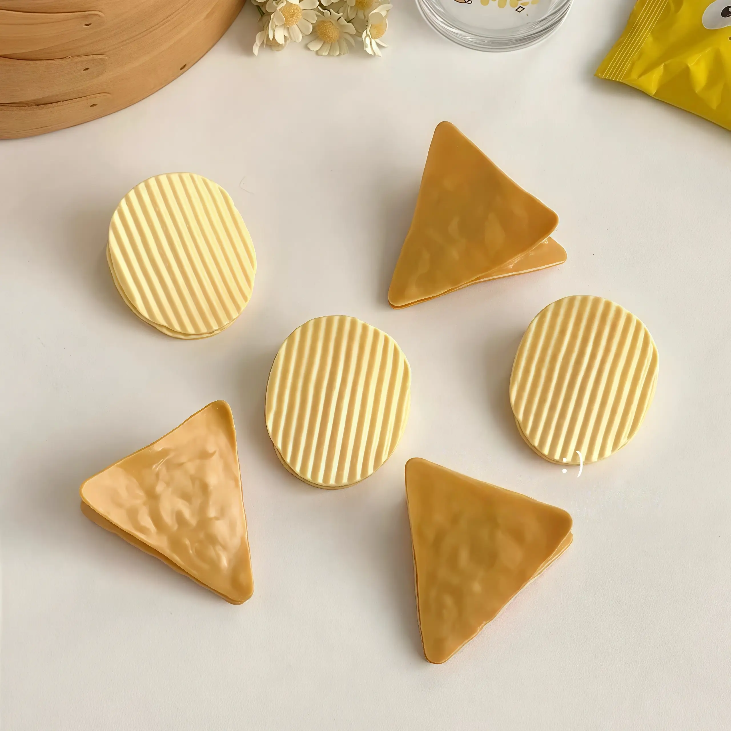 Otterware - Wholesale Kitchen Tool/Gadget - Novelty Chip Bag Sealing Clips (Single Unit, 2 Styles)11