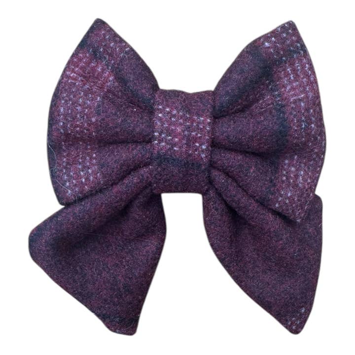 Nœud Papillon Marin - Tweed Rouge pour la vente par The Dog Shack