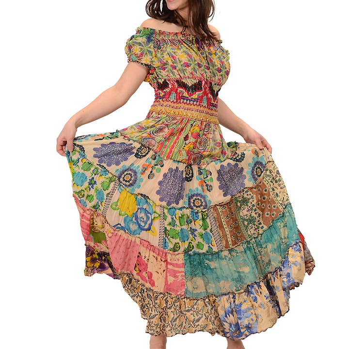 Robe longue en patchwork à plusieurs niveaux de style corset Little Wing pour la vente par Gypsy Rose