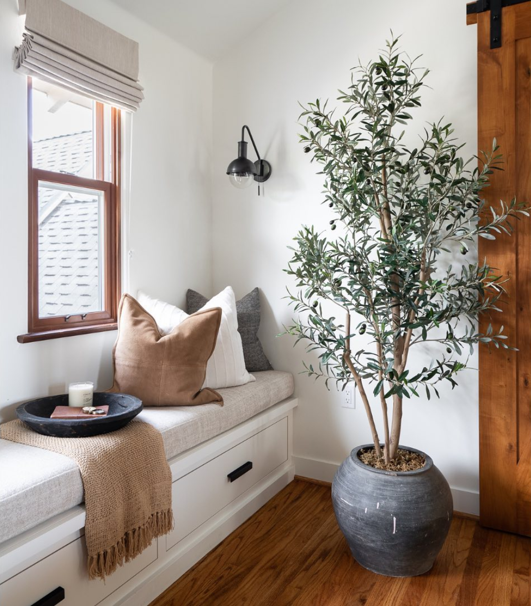 Gris Pot en argile gris noir vintage CN1154 en vente sur Faire5