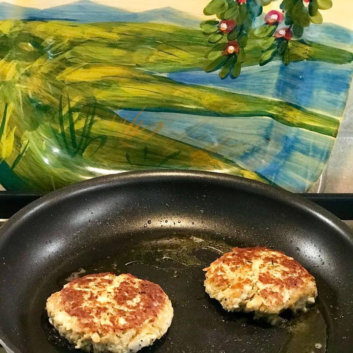 OLIVE THESE FOODS - Wholesale Olive Oil - Roasted Garlic Olive Oil3