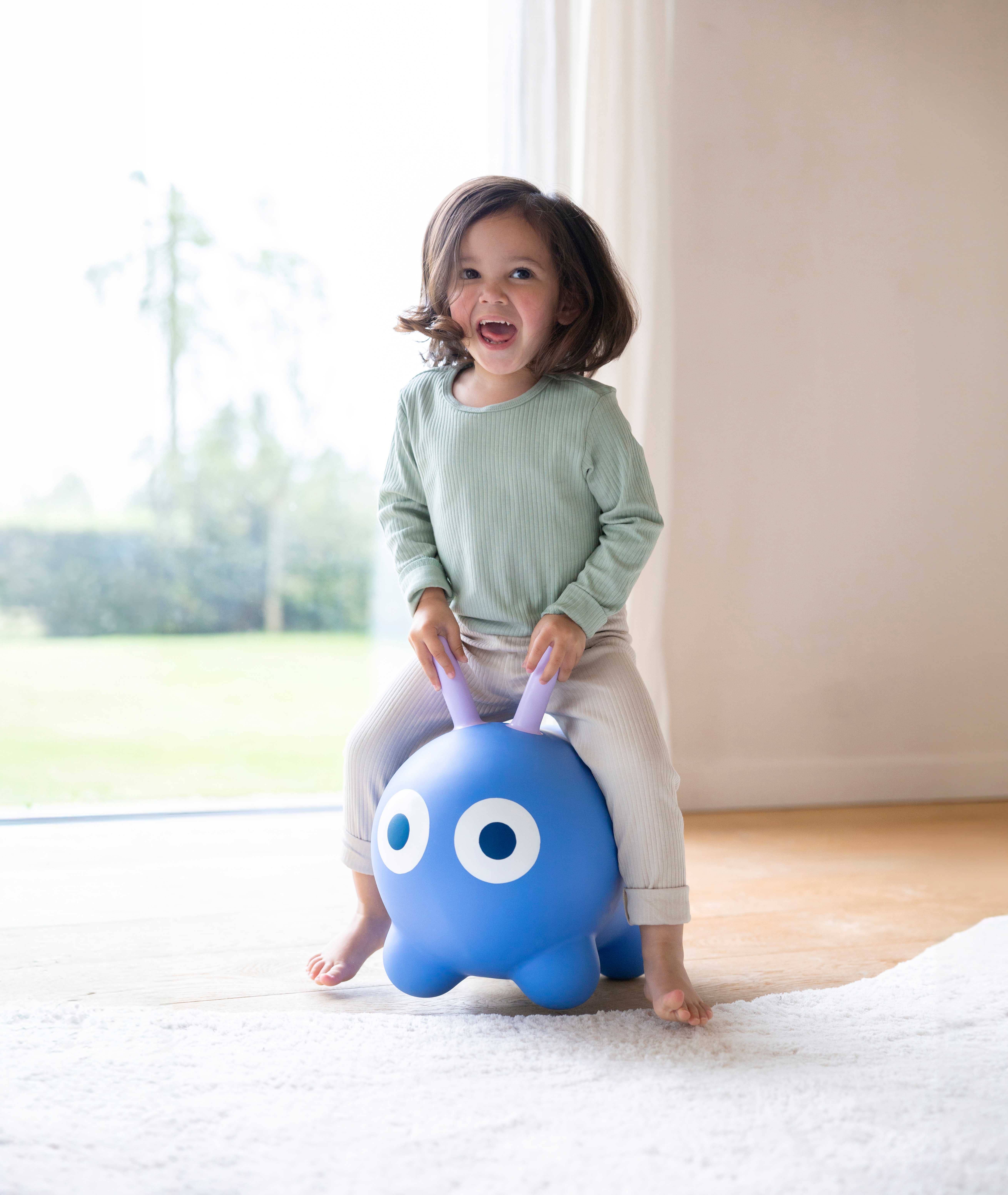 Quut Toys - Wholesale Inflatable Toy - Kids & Baby - Quut Skippi - A bouncy friend just for you! 1