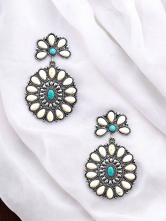 Boucle d'oreille pendante western en pierres précieuses florales pour la vente par Andrea Bijoux