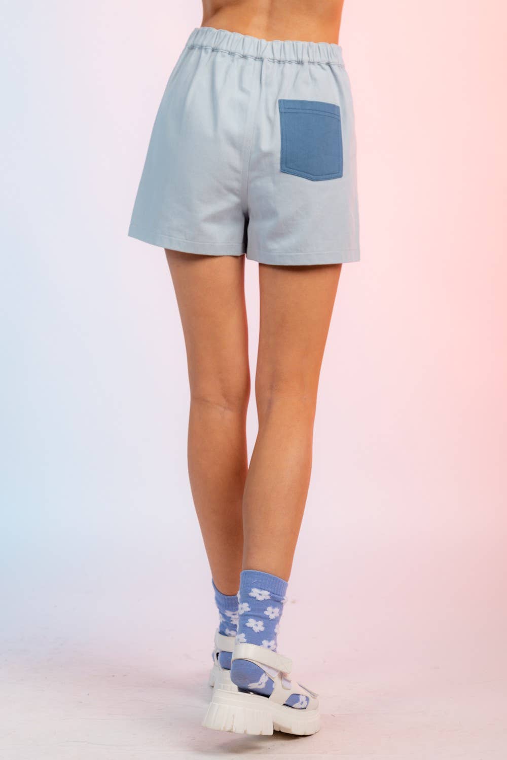 VERY J – Großhandel Shorts – Damen – VP71910-Minishorts in Blockfarben5