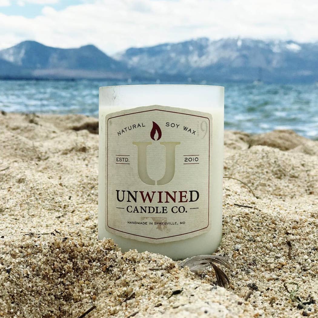 Unwined Candles - Venta al por mayor Velas en tarros - Serie de Firmas Loopy - Vela en Botella de Vino4