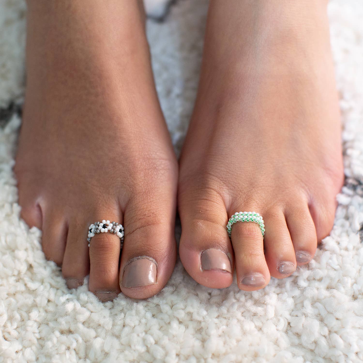 Lucia's Imports - Wholesale Band/Stacked Ring - Flower Ring4