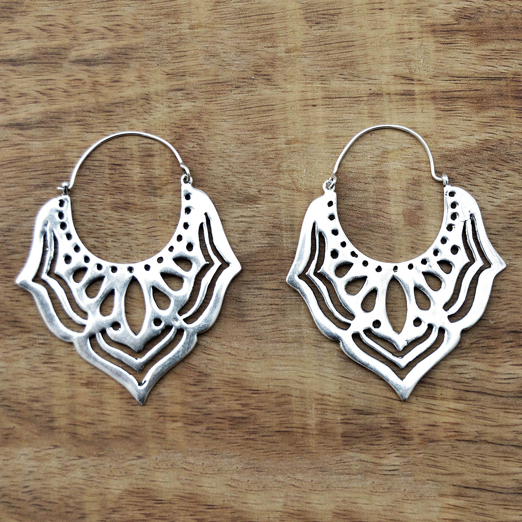 Gypsy Winds Bcn - Wholesale Dangle Earrings - Tribal Lotus Earrings1