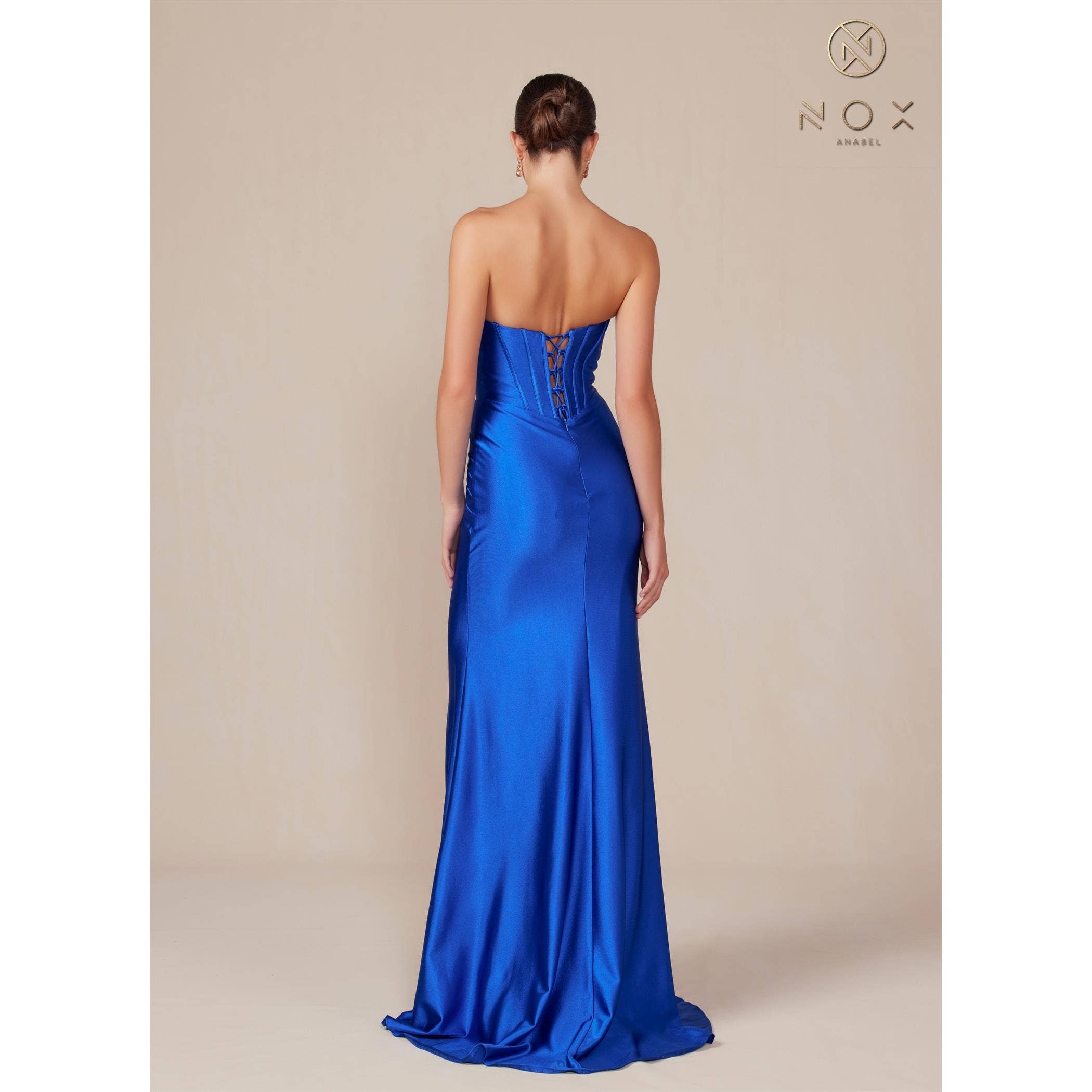 Noxanabel - Wholesale Formele jurk - Dames - Noxanabel satijnen strapless jurk met aansluitende pasvorm T150018