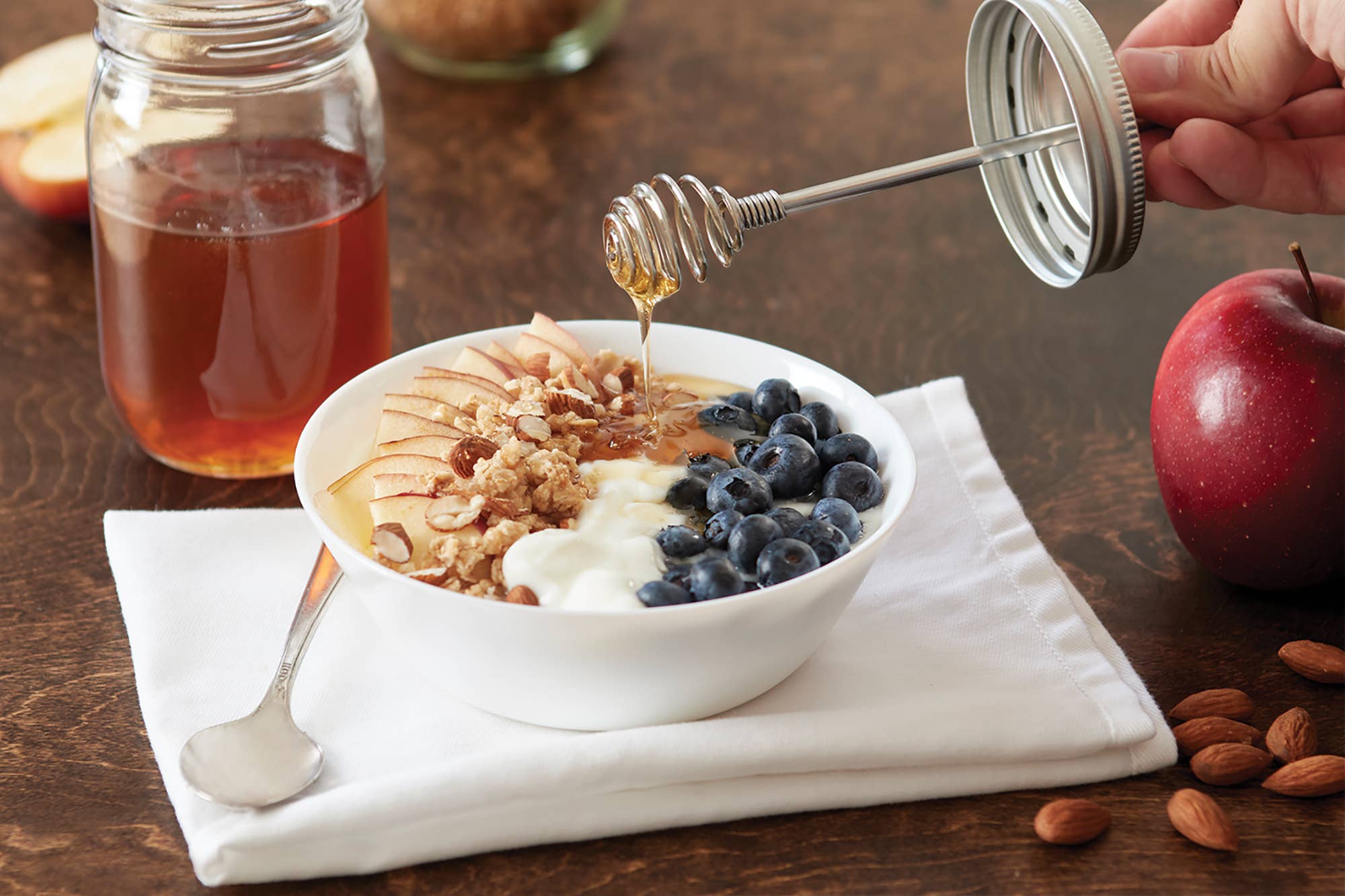 Fox Run Brands – wholesale Honey dipper – Jarware Honey Dipper Lid for Wide Mouth Mason Jar1