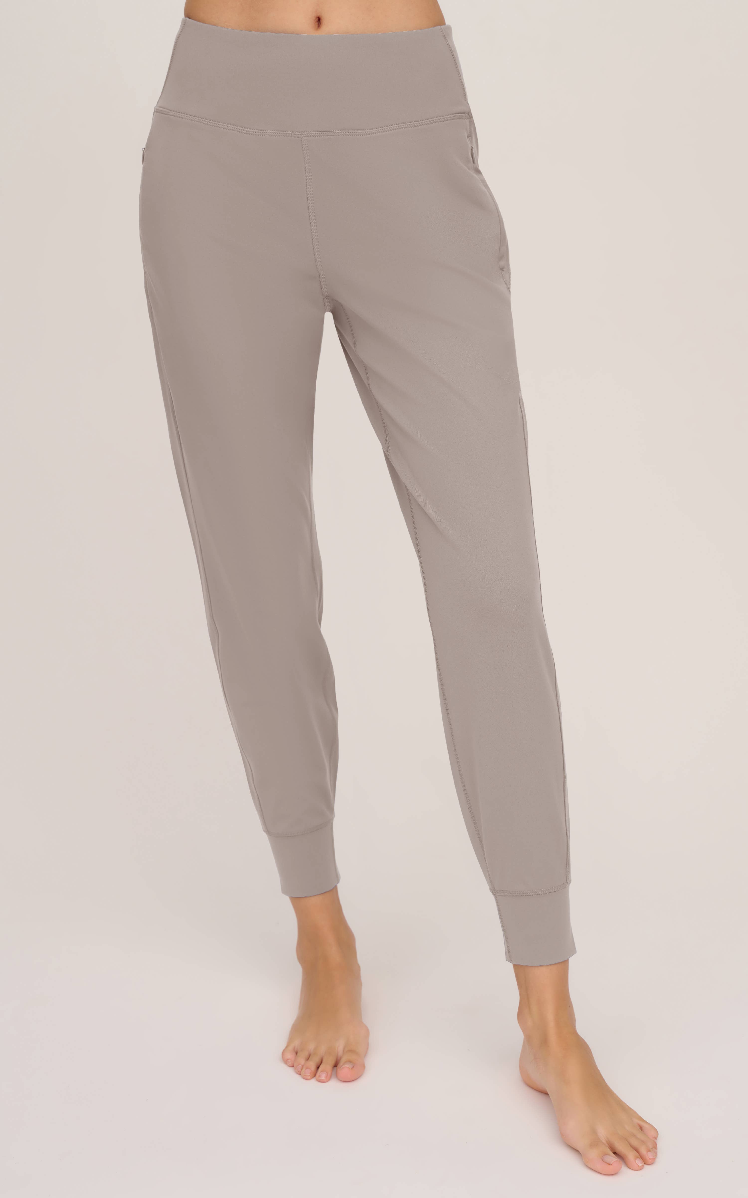 90 Degree by Reflex & Yogalicious - Vendita all'ingrosso Pantaloni sportivi/da jogging - Donna - Pennello da donna Inside Relaxed Fit Jogger per tutti i giorni11