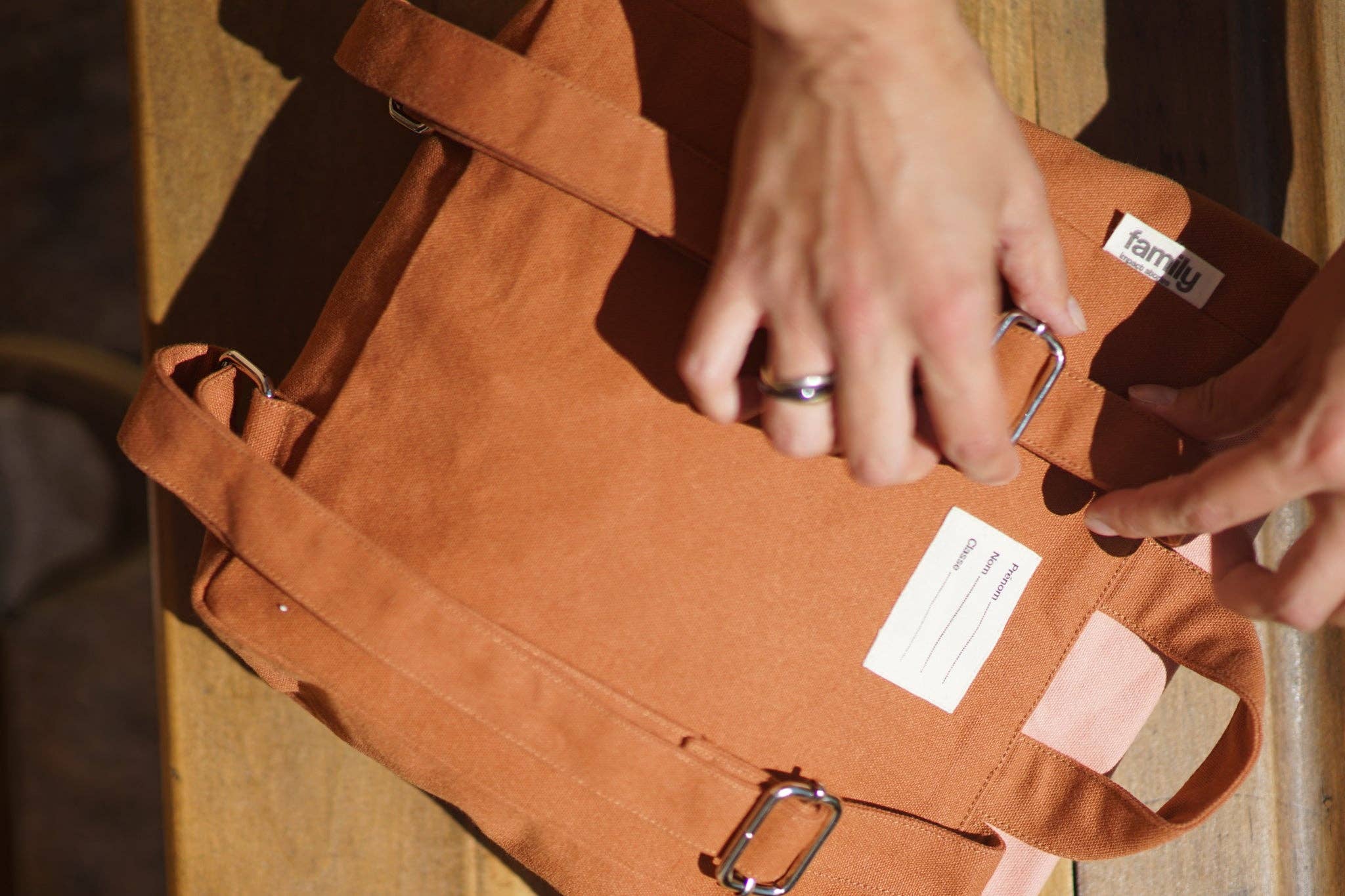 Family Impact Stories - Wholesale Rugzak - Kinderen - Rechthoekige kinder rugzak in roze en chocolade3