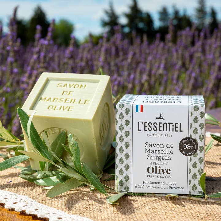 Savon solide huile d'olive - 300G pour la vente par L'Essentiel Famille Fily