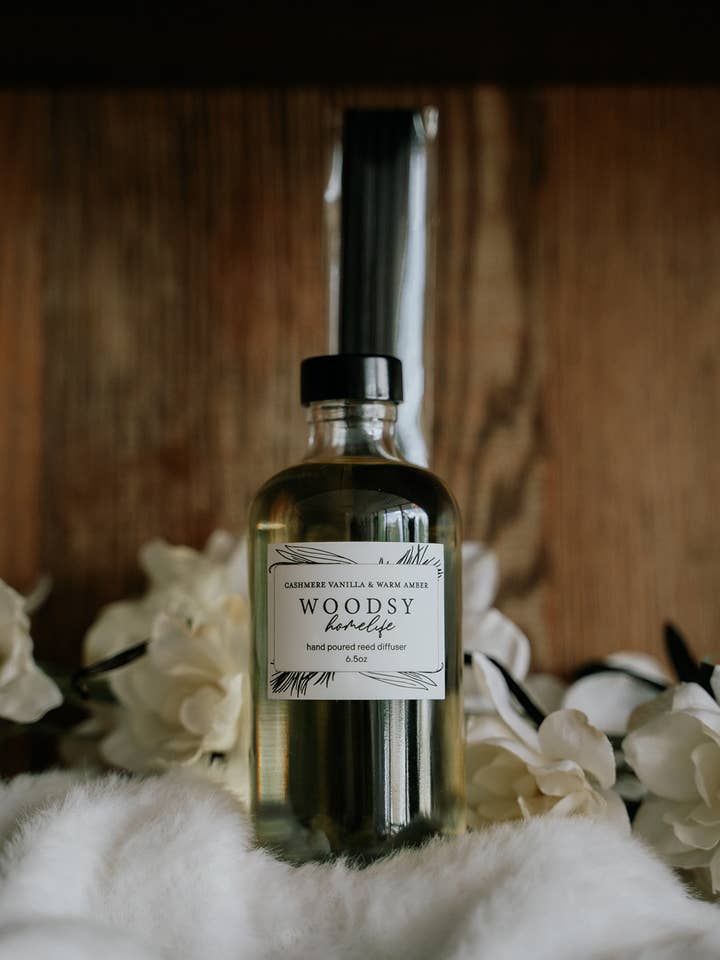 Cashmere Vanilla & Warm Vanilla Reed Diffuser for wholesale by Woodsy Homelife