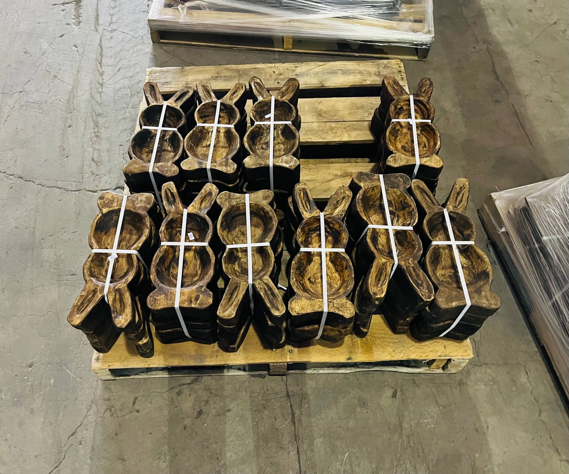 Rustic Farm - Wholesale Decorative Plate/Dish/Bowl - Large Bunny Dough Bowl, Handmade Farmhouse Décor #B - Pared26