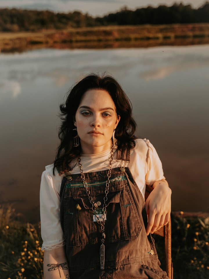 Viele Monde Ohrringe für den Großhandel von Flatwoods Fawn