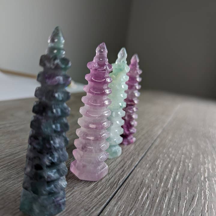 Keystone Crystals - Vente Pierre et cristal de spiritualité - Pagode à 9 niveaux en fluorite Feng Shui pour la sagesse2