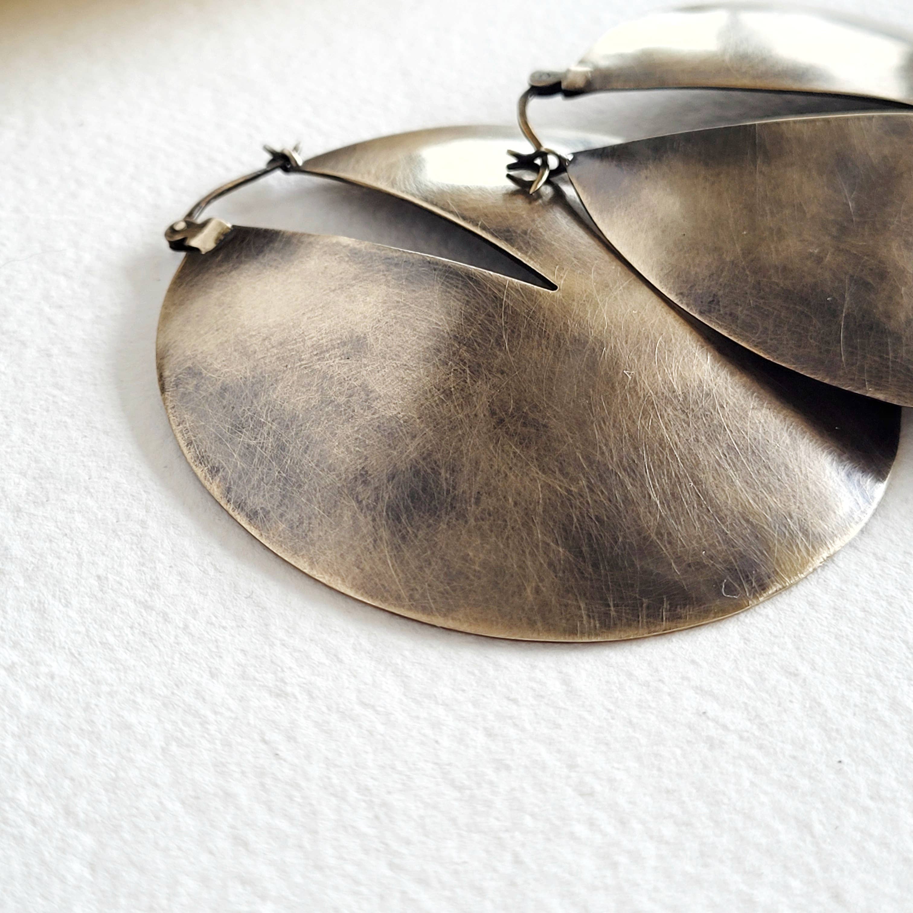 Bisjoux - Wholesale Hoop Earrings - Brass distressed hoop Earrings hoops handcrafted4