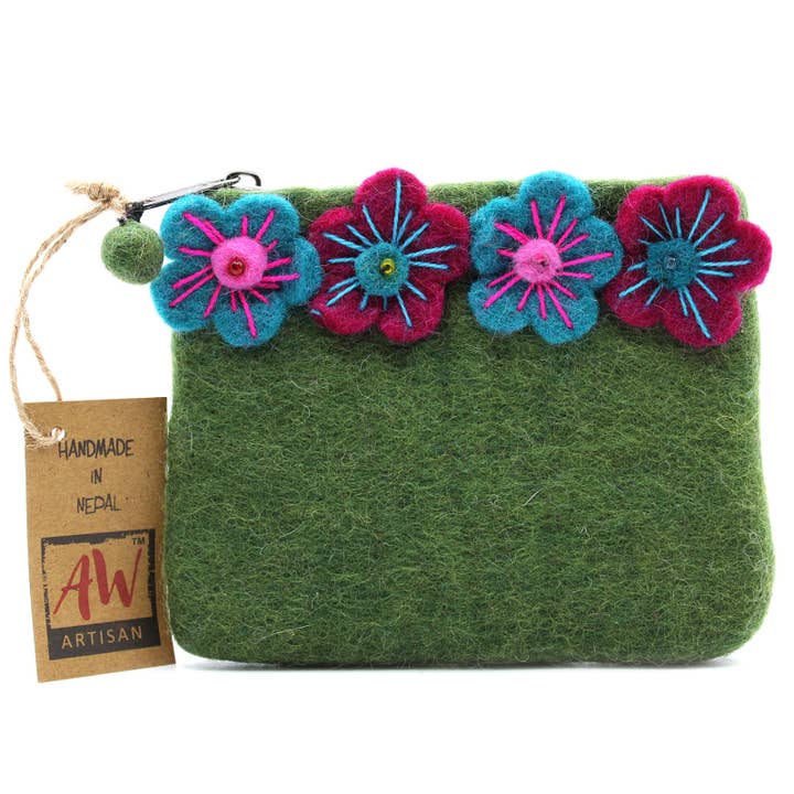 AWGifts Europe - Wholesale Pouch - Women's - Natural Felt Zipper Pouch (asst) - Four Flowers