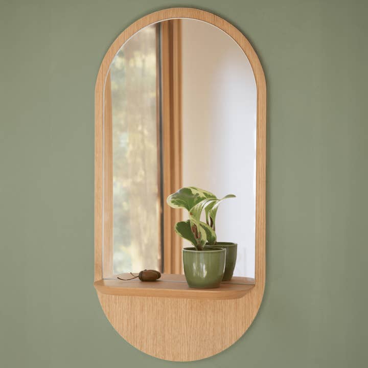 Solstice - Mirror with oak shelf for wholesale by Reine Mère