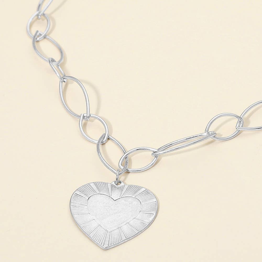 Sensibling Corp. - Wholesale Pendant/Charm Necklace - Bold Textured Heart Pendant Oval Link Chain Necklace3
