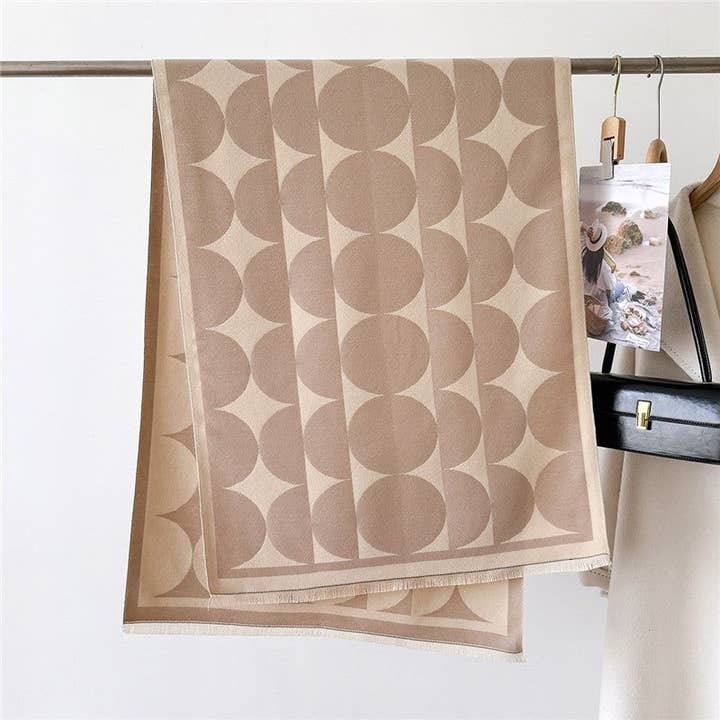 Damen Doppelseitiger Kamelien-Schal Chanel-Stil Eleganter Warmer Halswärmer Shawl und andere Ergebnisse für schals und tücher im Großhandel. Kostenlose Rücksendungen und 60-Tage-Zahlungsziel auf Faire im Trend auf Faire.