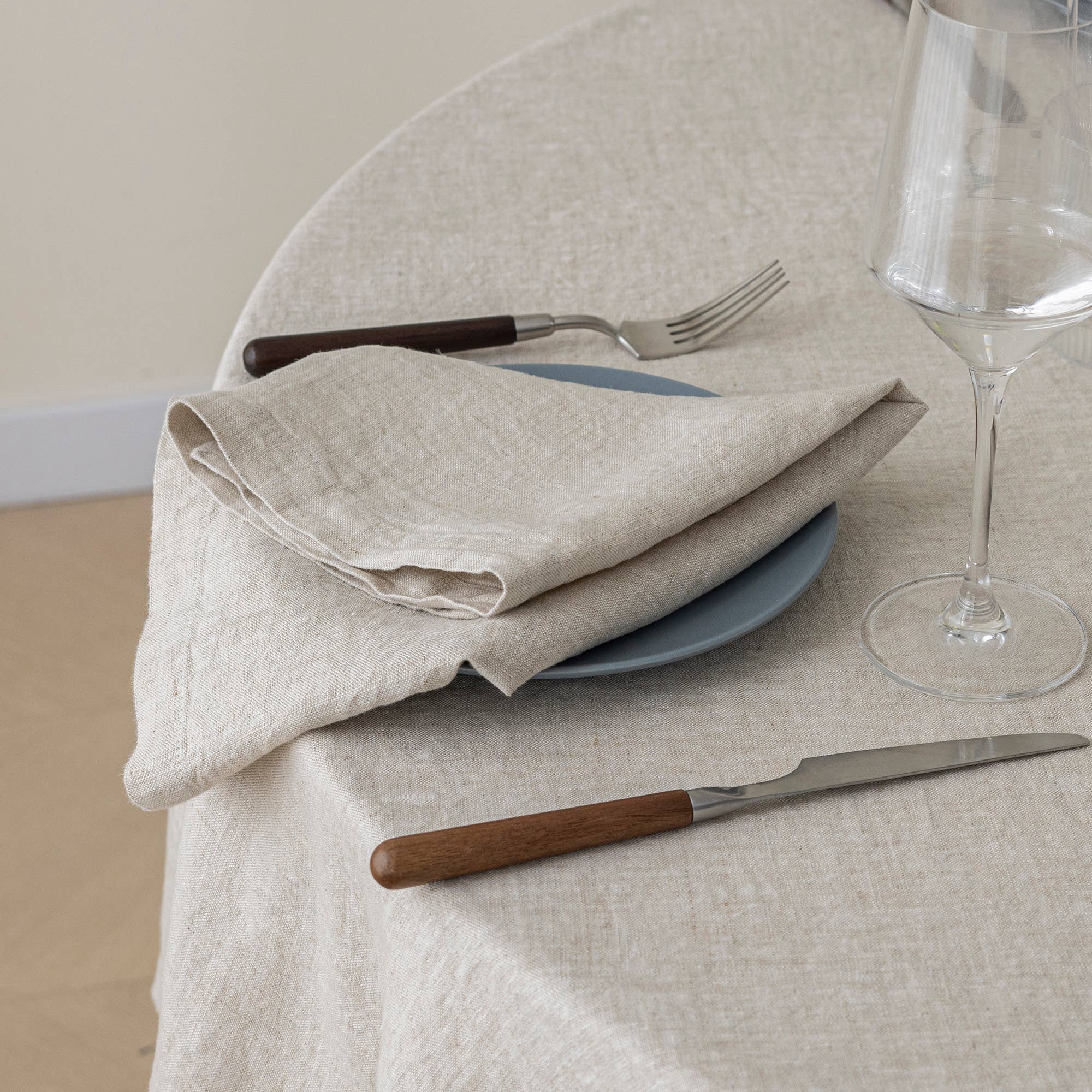 Triton Linen - Vente Serviettes de table en tissu - Serviettes 100 % lin (ensemble de 4) - 20'' x 20'' - Lin naturel4