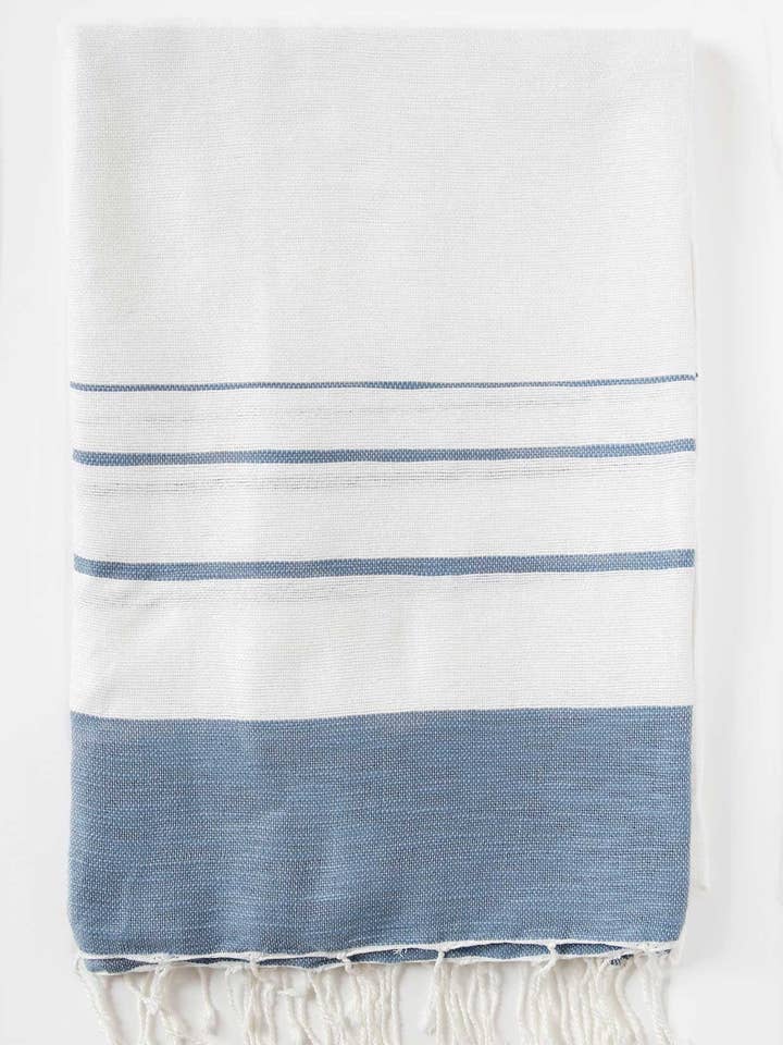 Bicolor Hammamet Graduation Stripes Throw for wholesale by Scents and Feel