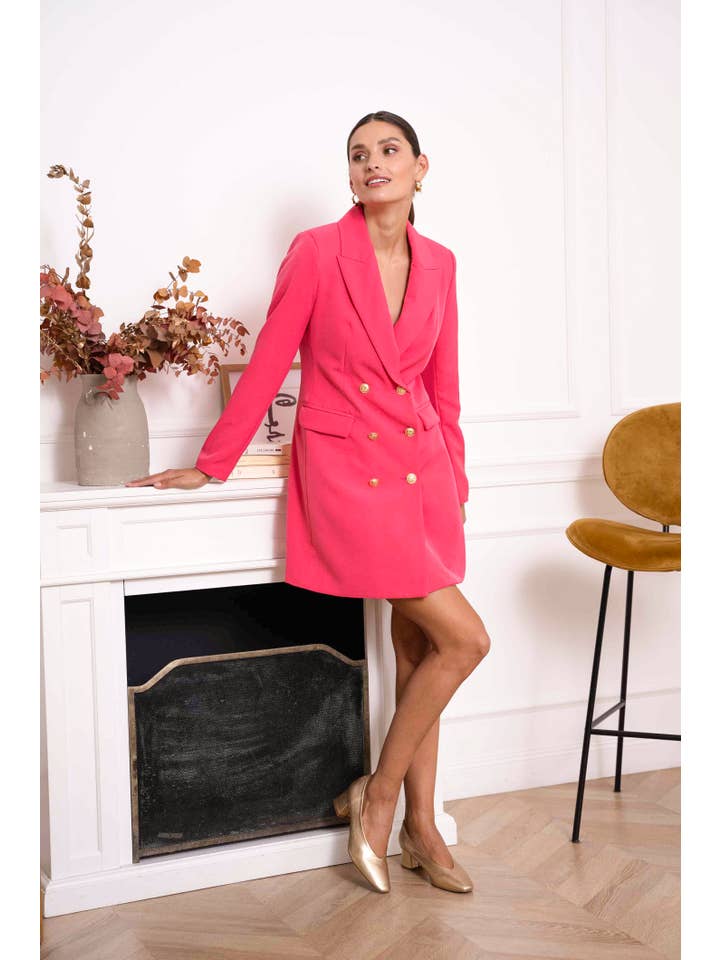 Attentif Paris – Engroshandel Jakke - Dame – Solid dobbeltradet blazer-kjole med guldfarvede knapper4