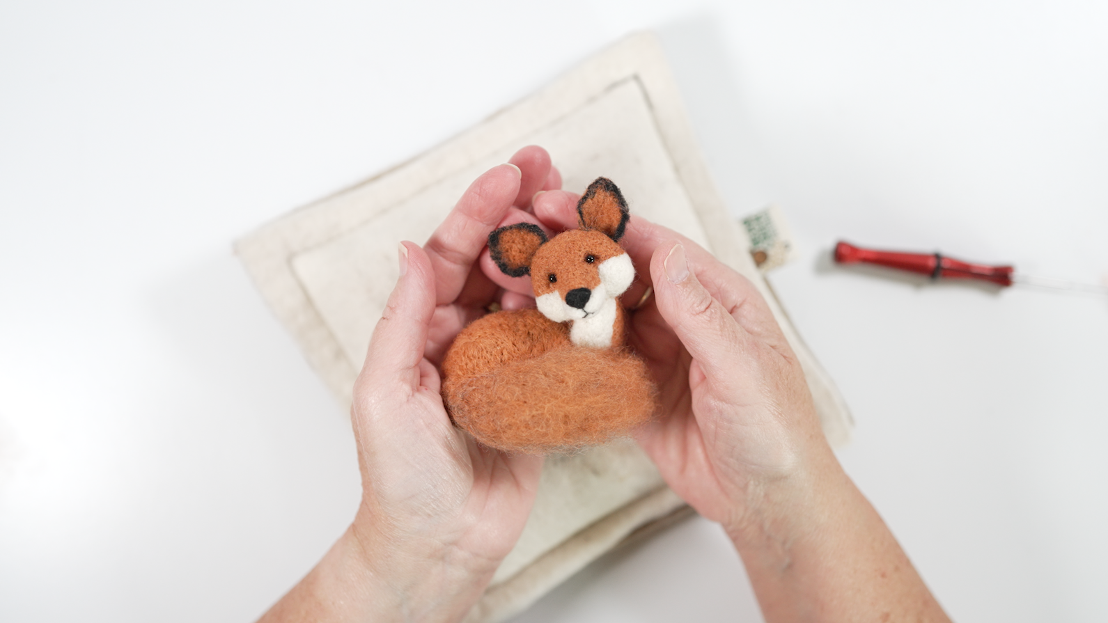 Bear Creek Felting - Vendita all'ingrosso Kit per lavoretti fai da te - Kit per infeltrimento Fox Needle 5