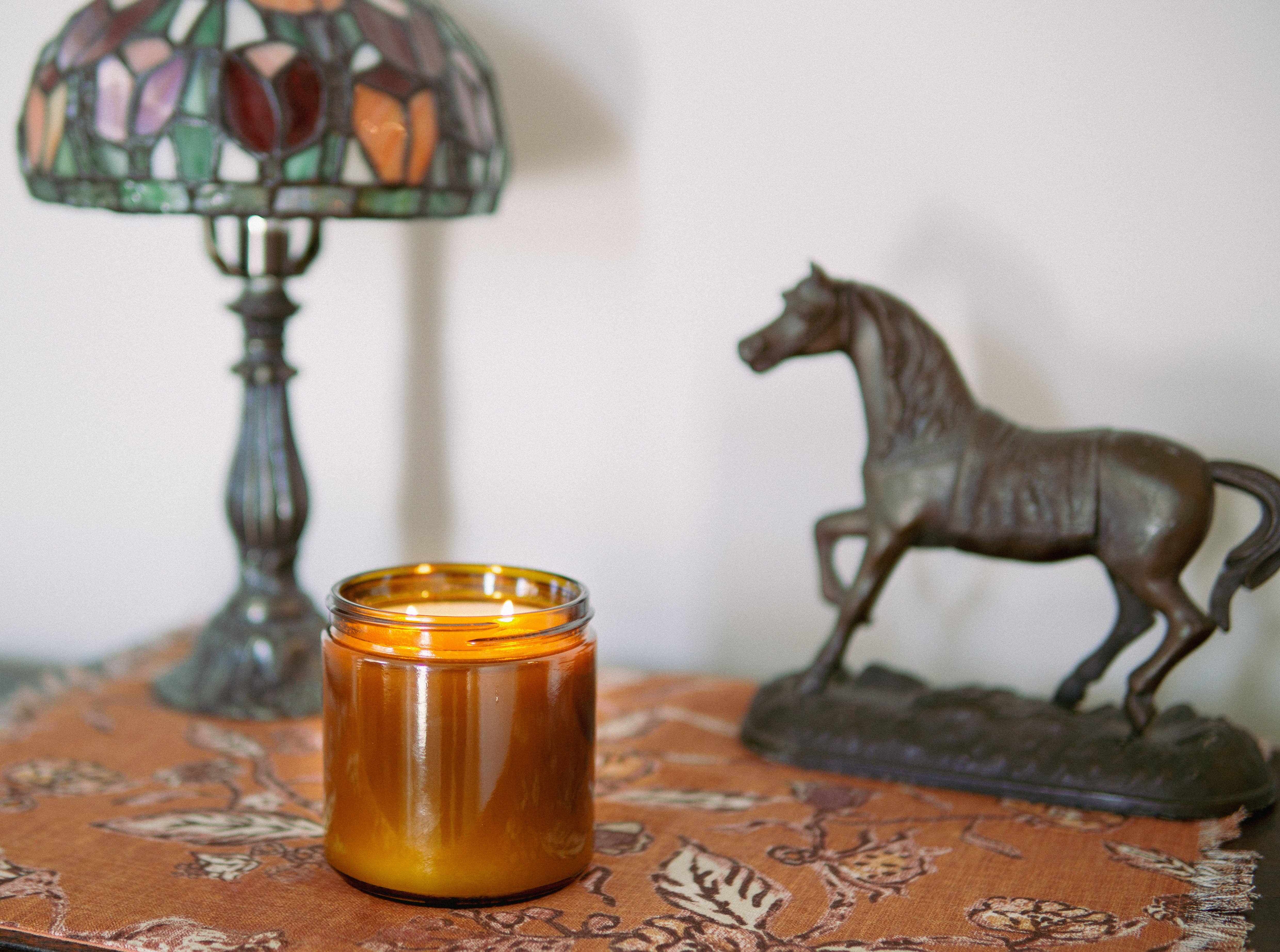 Commonwealth Candle - Wholesale Jar/Filled Candle - Apple Bourbon1