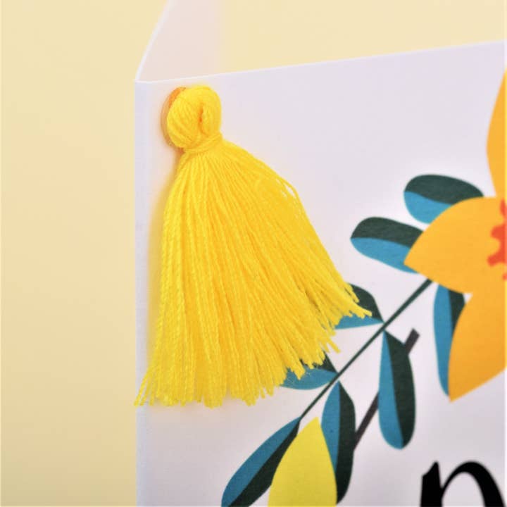Claire Giles Ltd - Wholesale St. Patrick's Day Card - Welsh St Davids Day Card, dydd gwyl dewi hapus, Daffodil, Tassel Embellished