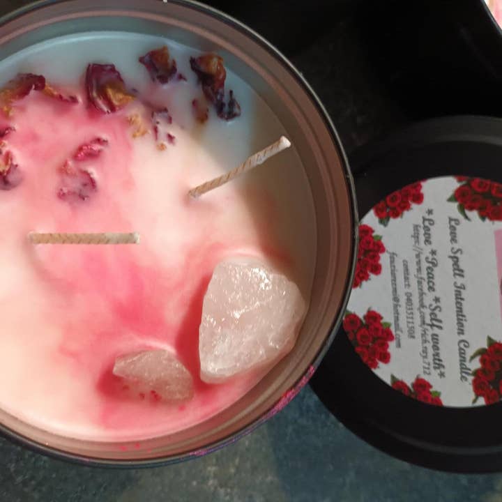 Bougies infusées en cristal, bougie infusée en quartz rose pour la vente par Lavender Bubbles