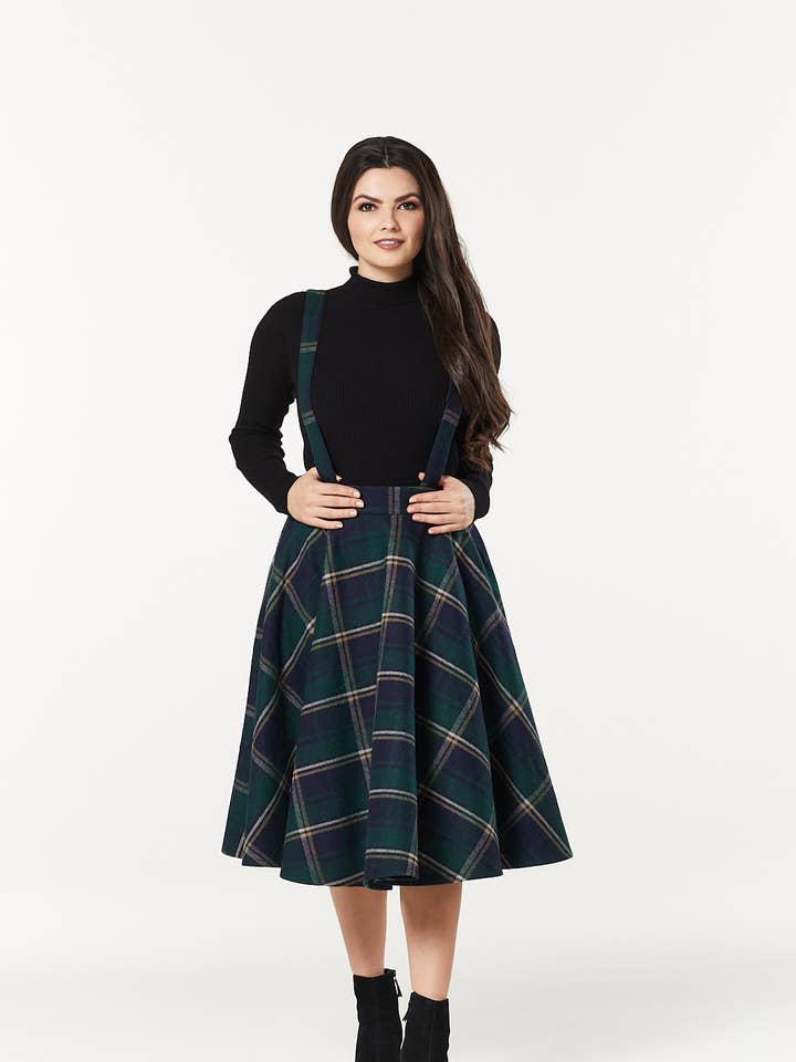 Timeless London - Wholesale Skirt – Women’s - Sophie Navy and Green Woollen Check Tartan Midi Swing Skirt0