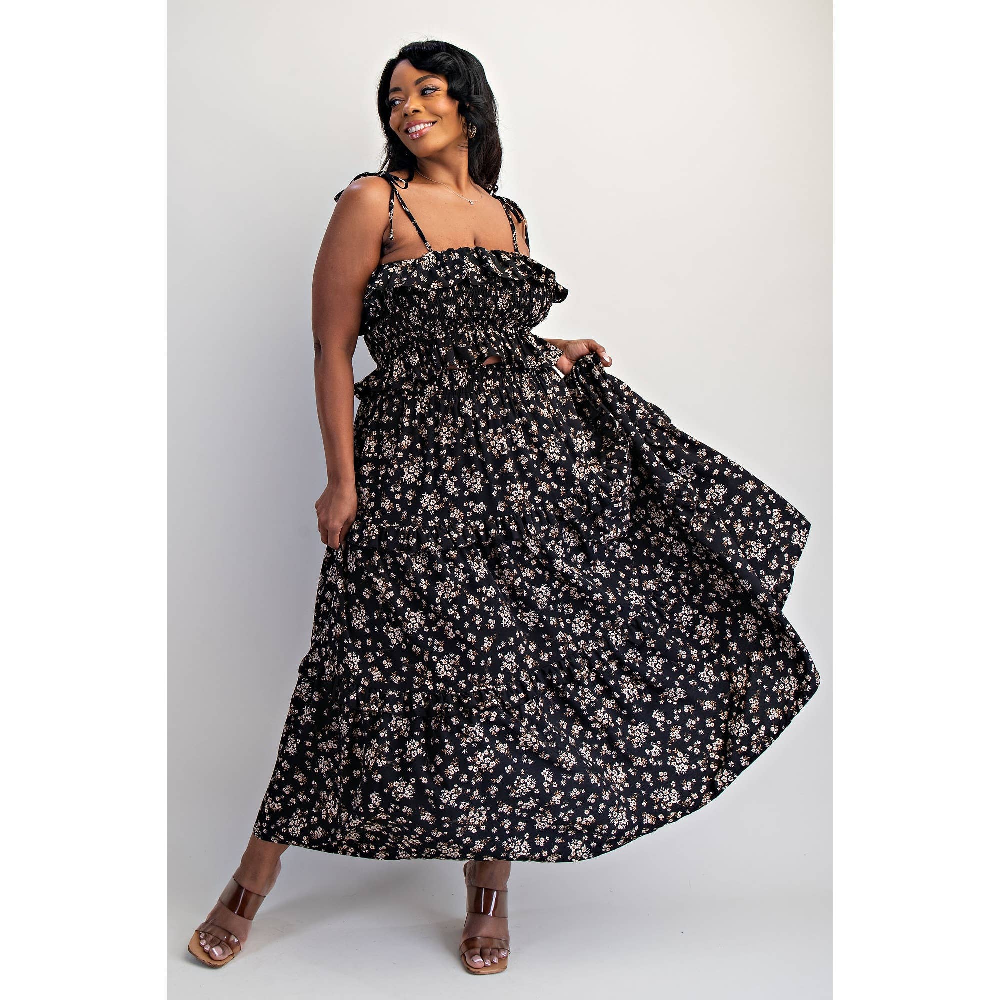 BLACK CREAM MOONLIGHT BLOOM SET

 PLUS for wholesale on Faire0