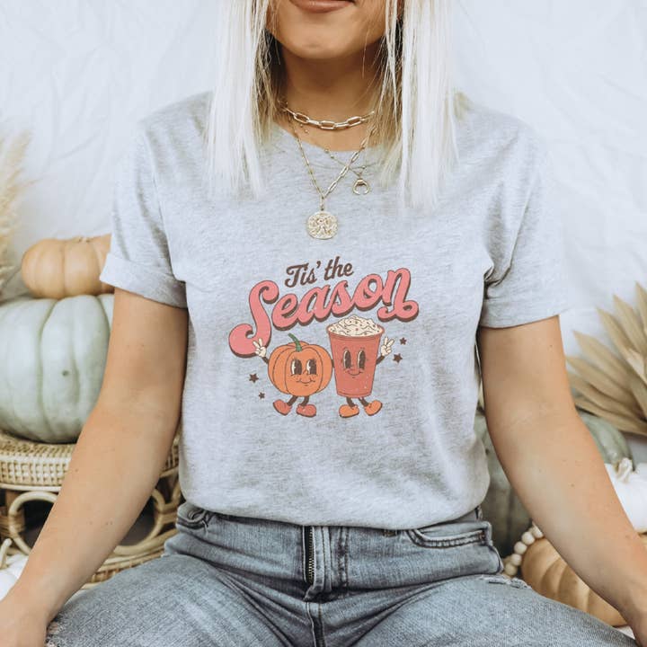 Trendznmore - Modern Graphic Apparel - Wholesale Screen Printed T-Shirt - Women's - Retro Tis the Season T-Shirt1