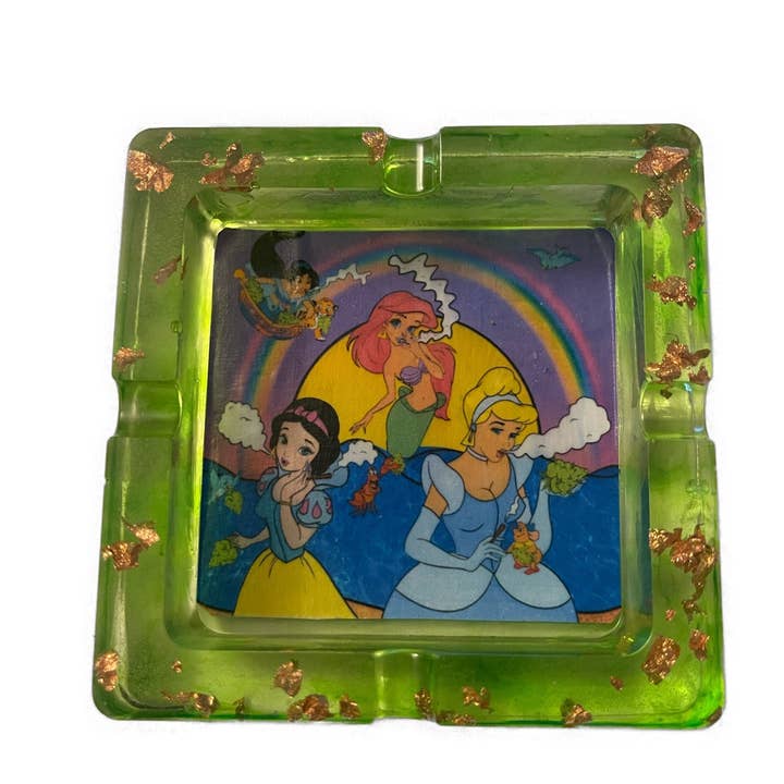 Grøn personlig askebæger for engroshandel hos Peaches prints