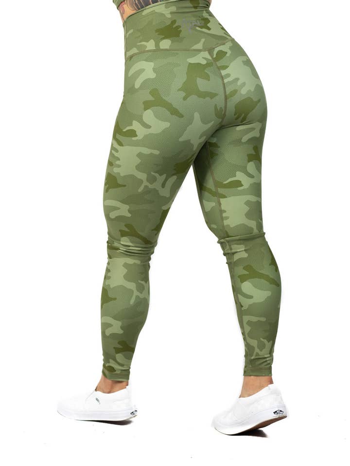 Vital Apparel – Großhandel Sport-/Lounge-Leggings – Damen – Plüsch V2 Combat Legging - Grüne Tarnung