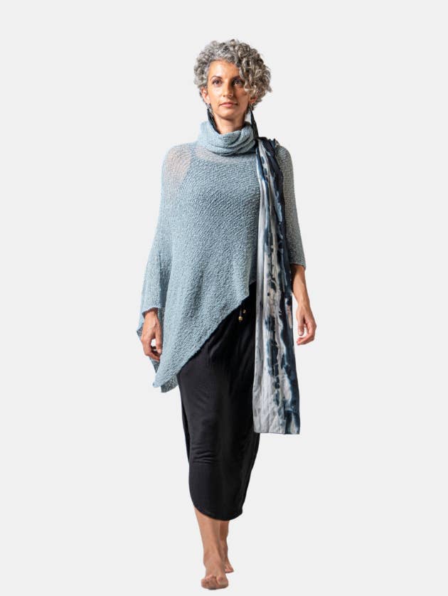 Hands To Hearts - Wholesale Knit Top - Women's - The Weekender3