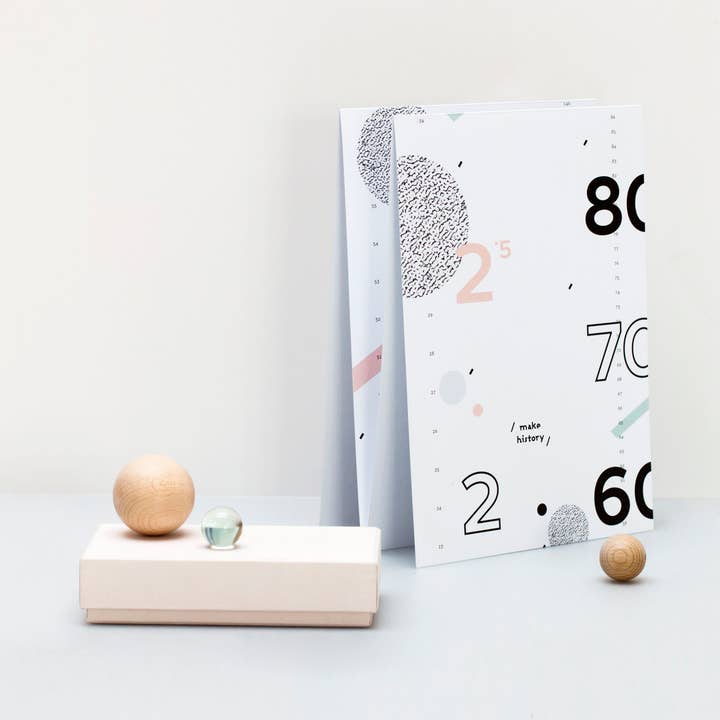 Growth Chart for wholesale by MAKE HISTORY