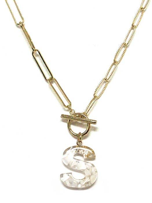 MiMi Wholesale - Wholesale Pendant/Charm Necklace - KN8165 Assorted 16 Piece Gold Acrylic Initial Toggle Chain Necklace Pack15