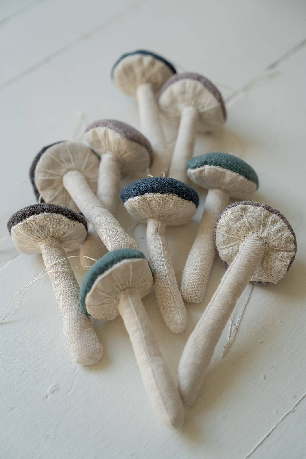 Gossling Organics - Vente Objets de décoration - Ornement de champignon en tissu de lin5