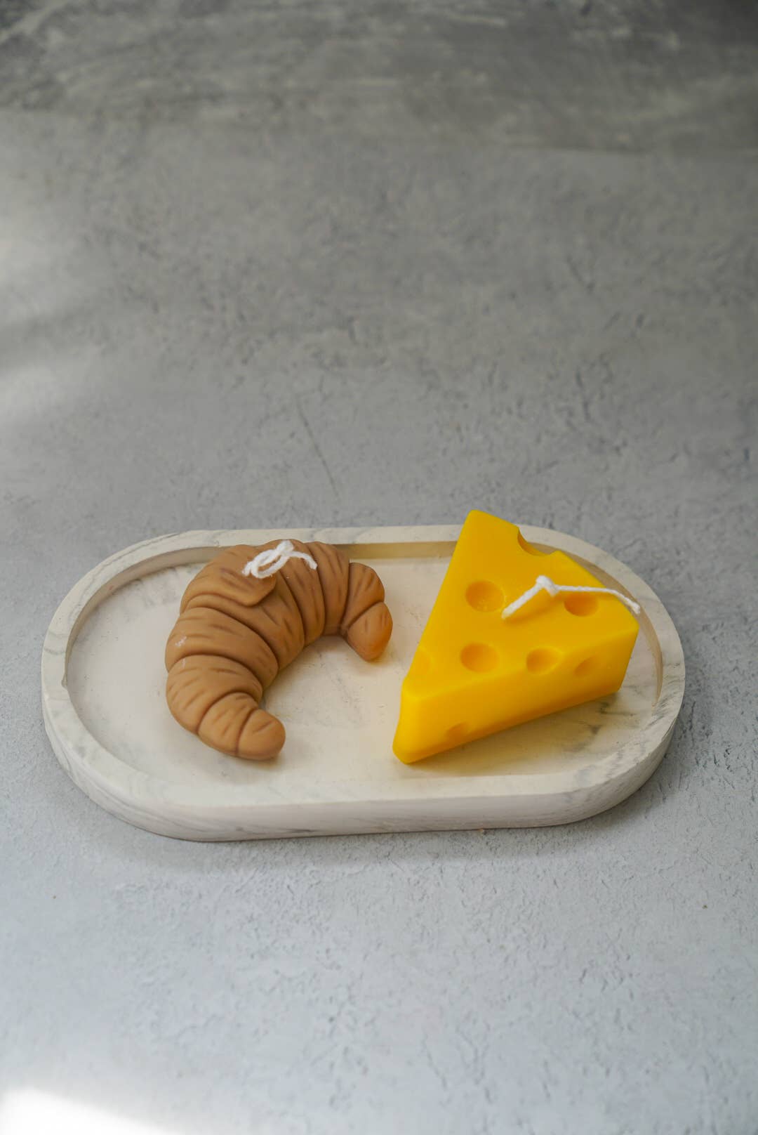 Gokican – wholesale Novelty candle – Cheese-Shaped Handmade Colourful Soy Wax Easter Candle2